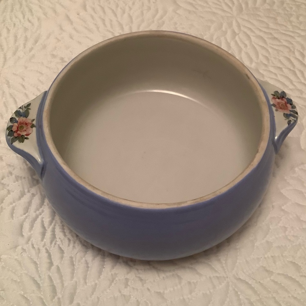 Vintage Halls  Rose Parade casserole dish